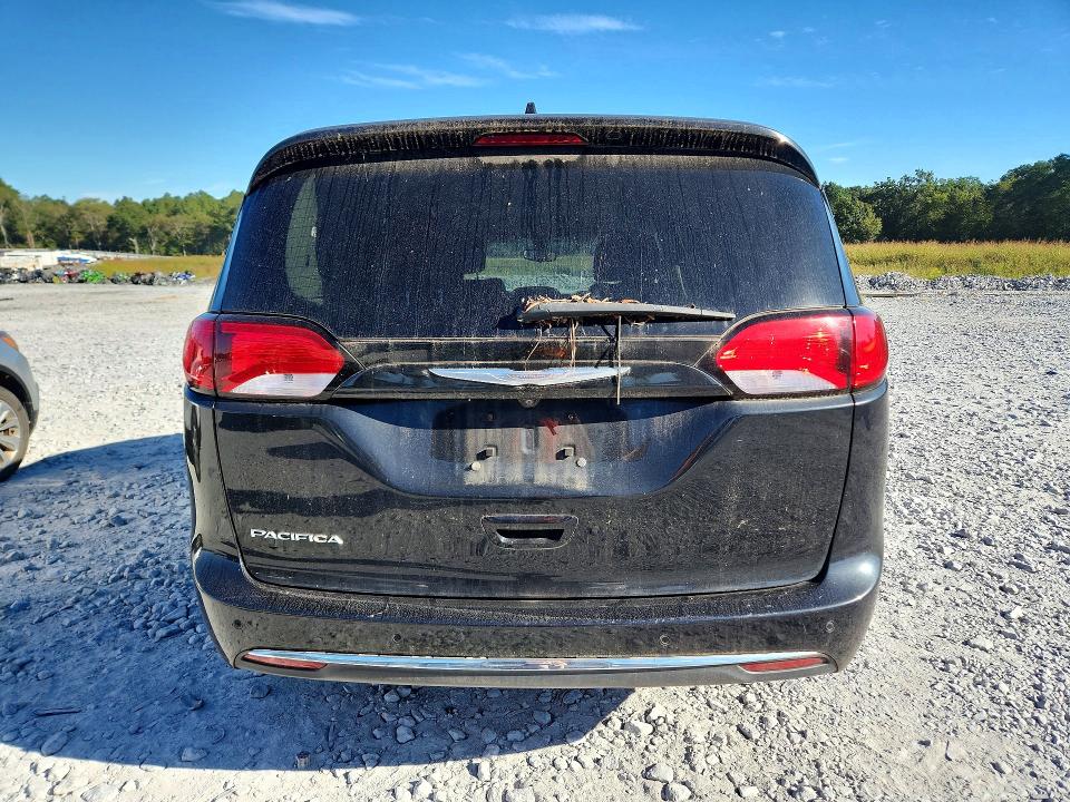 Photo 6 from auction – 2017 CHRYSLER PACIFICA with VIN 2C4RC1BG6HR667400