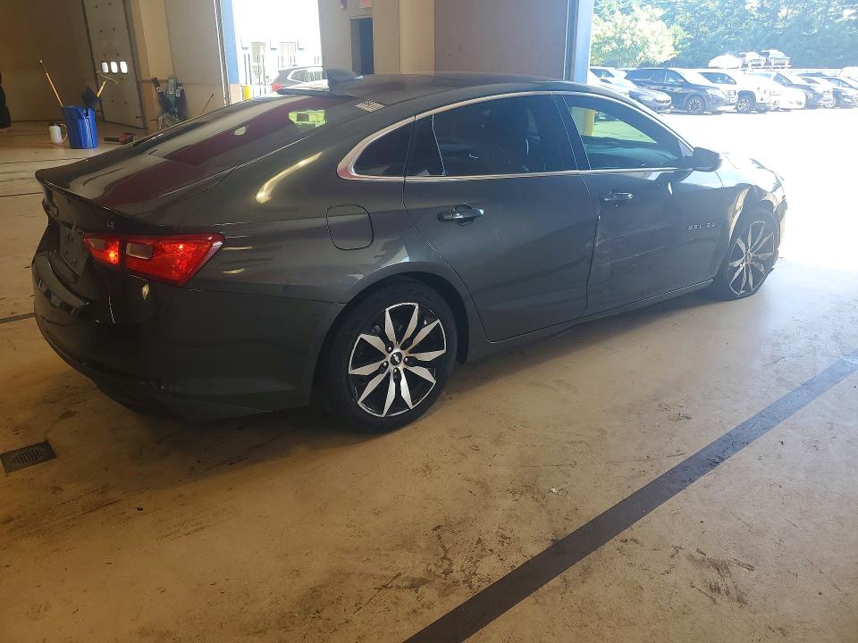 Photo 3 from auction – 2016 CHEVROLET MALIBU with VIN 1G1ZE5STXGF199975