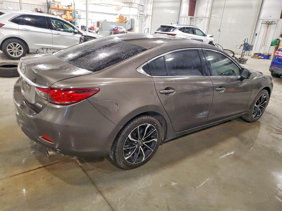 Фото 3 с аукциона – 2017 MAZDA 6 с VIN JM1GL1U52H1106182