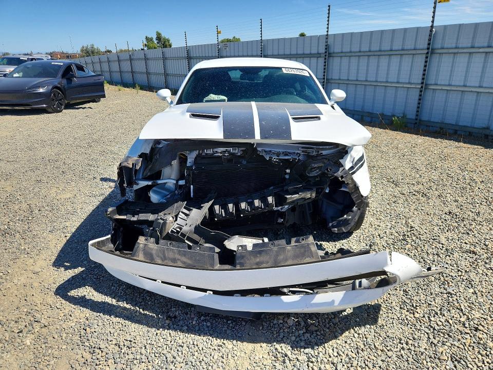 صورة رقم 5 من المزاد - 2023 DODGE CHALLENGER مع VIN 2C3CDZAG1PH658308