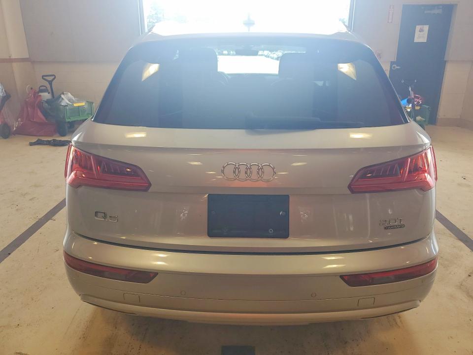 صورة رقم 6 من المزاد - 2018 AUDI Q5 مع VIN WA1BNAFY7J2135358