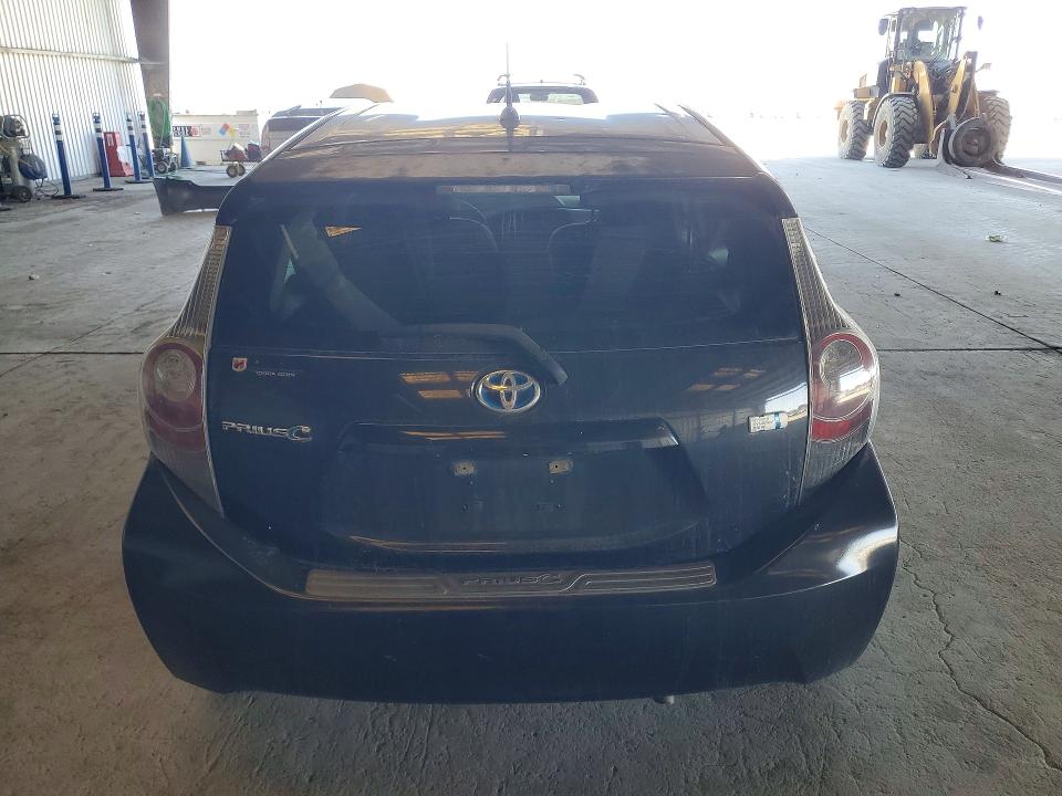 Photo 6 from auction – 2012 TOYOTA PRIUS C with VIN JTDKDTB34C1007005