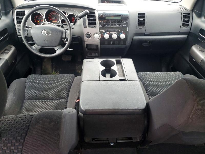 Photo 8 from auction – 2011 TOYOTA TUNDRA with VIN 5TFUM5F18BX026679