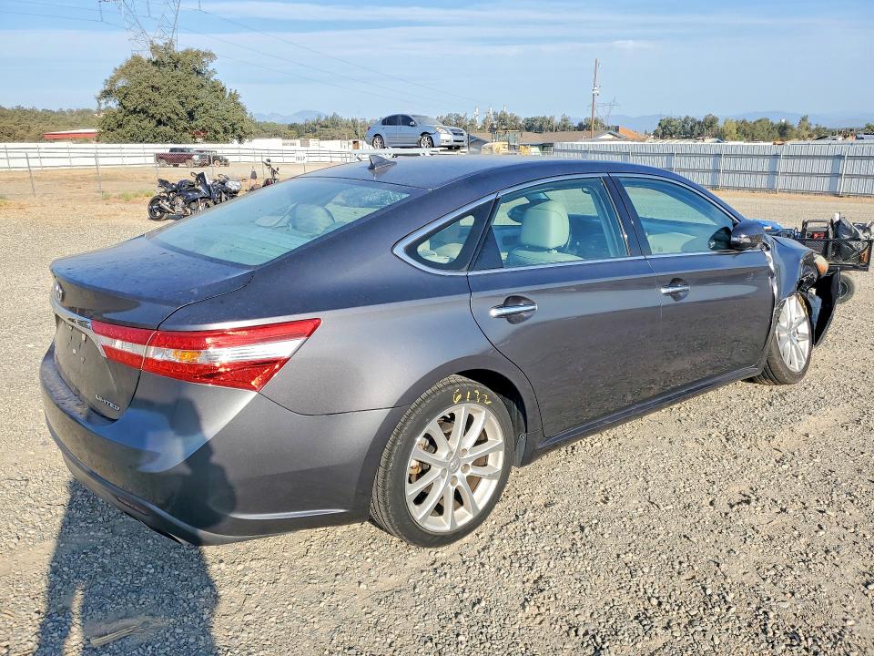 Photo 3 from auction – 2014 TOYOTA AVALON with VIN 4T1BK1EBXEU109984