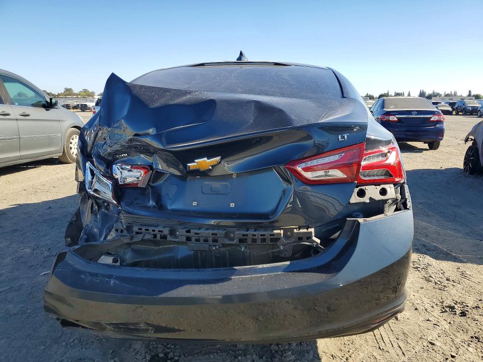 Photo 6 from auction – 2020 CHEVROLET MALIBU with VIN 1G1ZD5ST2LF054572