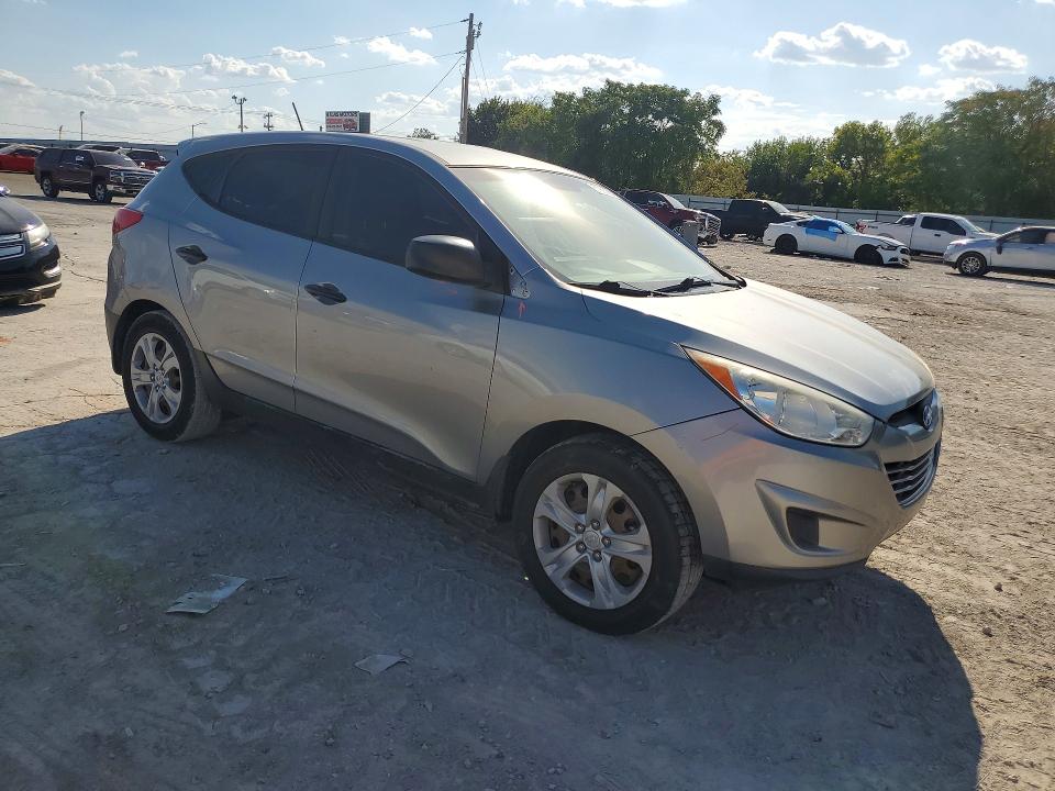 Photo 4 from auction – 2012 HYUNDAI TUCSON with VIN KM8JT3AB3CU424679