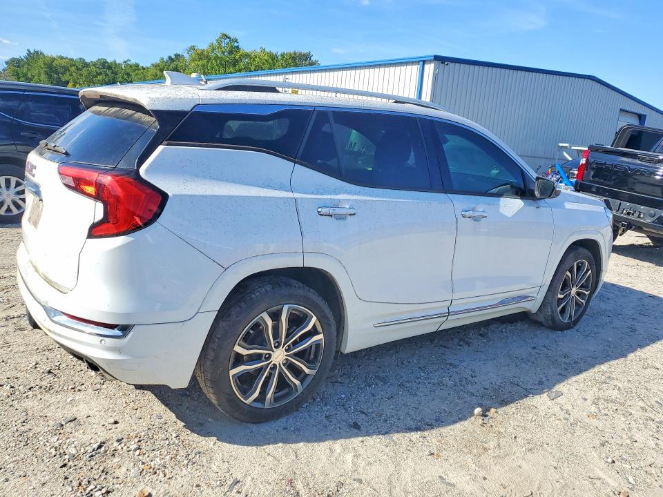 Photo 3 from auction – 2018 GMC TERRAIN with VIN 3GKALSEX0JL143648