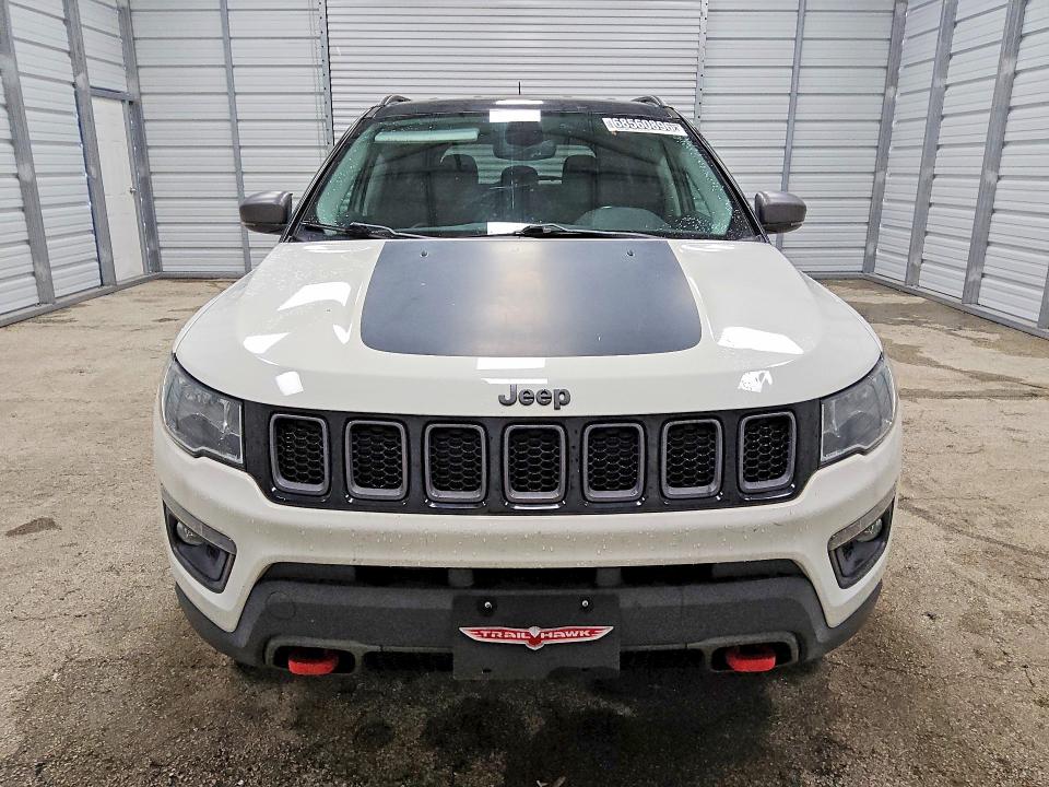 Photo 5 from auction – 2019 JEEP COMPASS with VIN 3C4NJDDBXKT671624