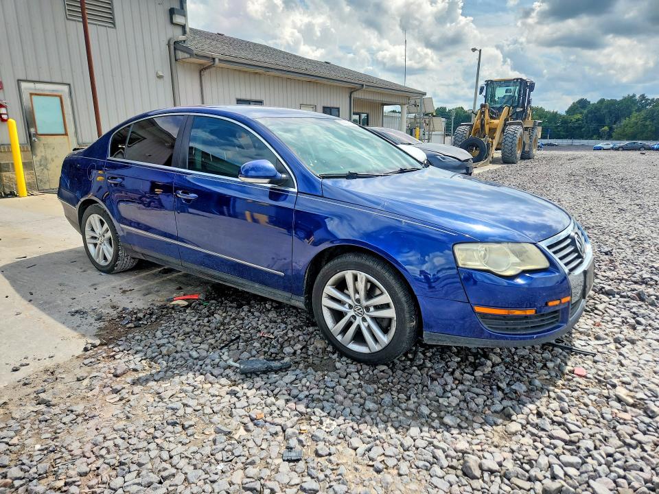Снимка 4 от търг – 2008 VOLKSWAGEN PASSAT с VIN WVWJK73C88E158906