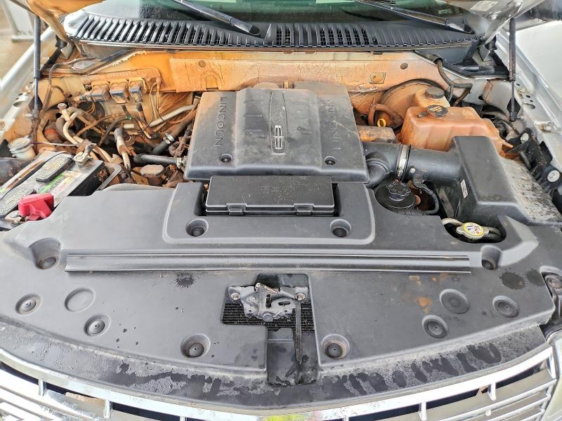 Photo 12 from auction – 2013 LINCOLN NAVIGATOR with VIN 5LMJJ2H57DEL02755
