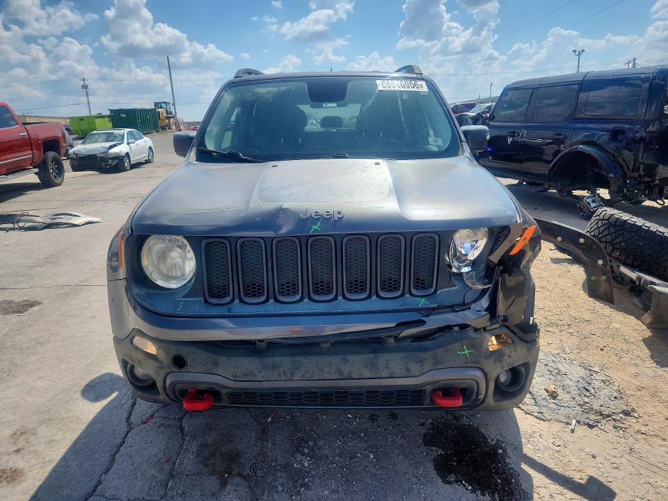 Снимка 5 от търг – 2016 JEEP RENEGADE с VIN ZACCJBCT3GPD98529