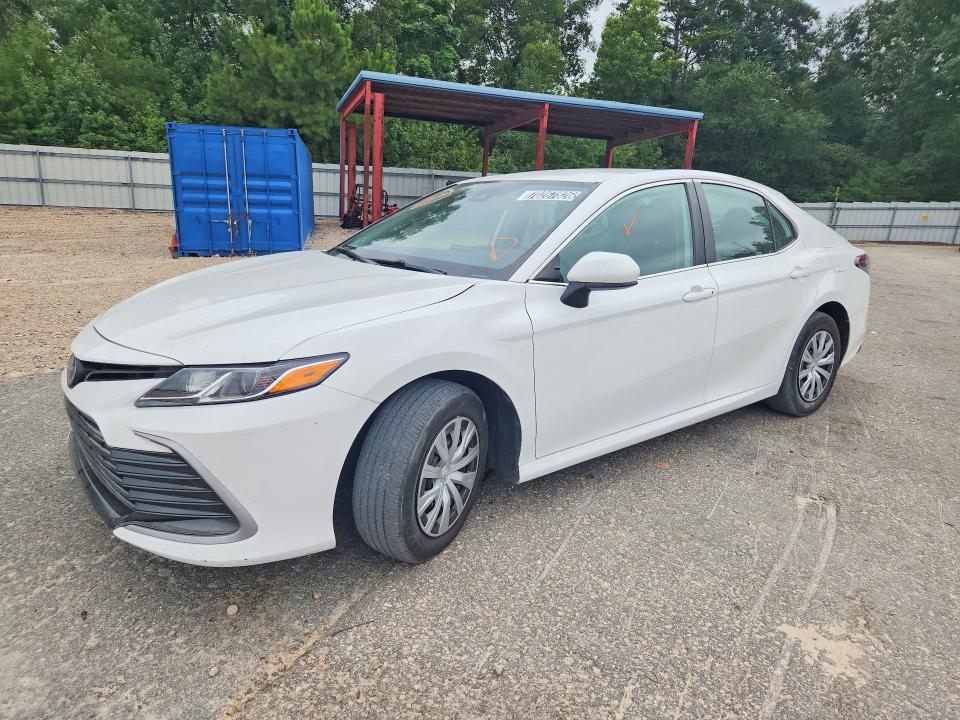 TOYOTA CAMRY 2024 with VIN 4T1C31AK1RU628256 - Photo from auction