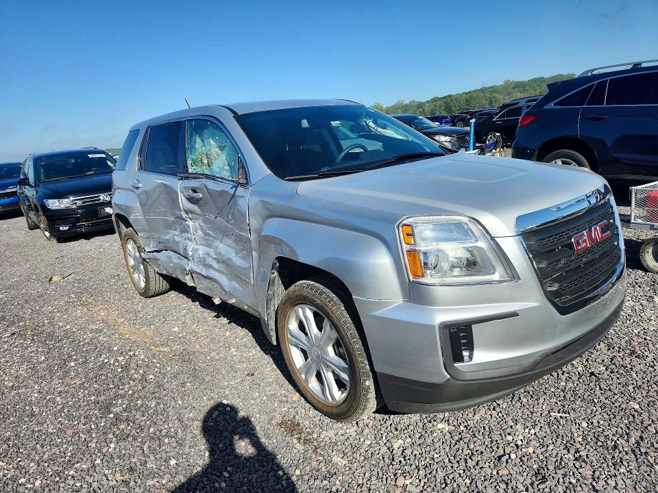 Photo 4 from auction – 2017 GMC TERRAIN with VIN 2GKALMEKXH6201635