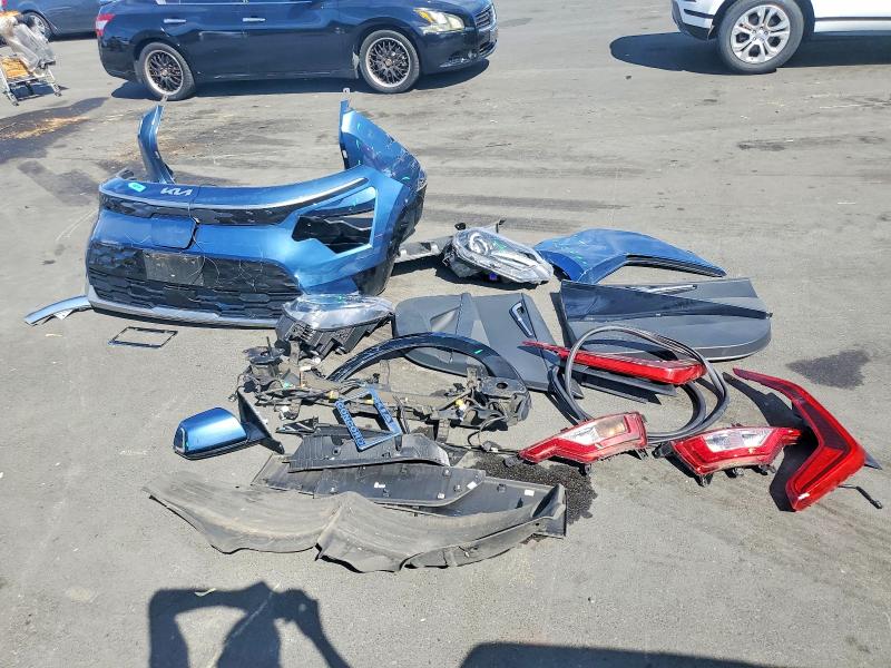 Photo 12 from auction – 2023 KIA NIRO with VIN KNDCR3L13P5032074
