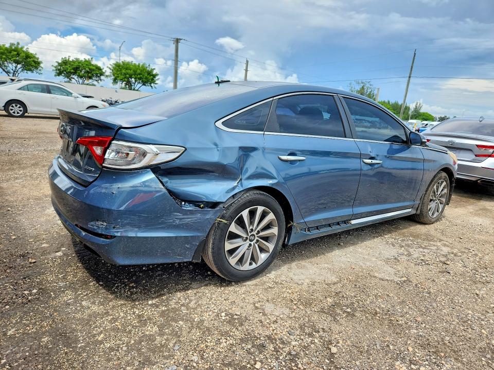 Photo 3 from auction – 2015 HYUNDAI SONATA with VIN 5NPE34AF2FH061286