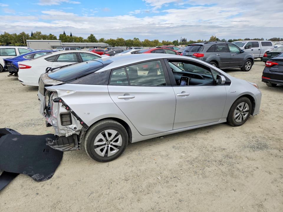 Photo 3 from auction – 2018 TOYOTA PRIUS with VIN JTDKBRFU9J3588644