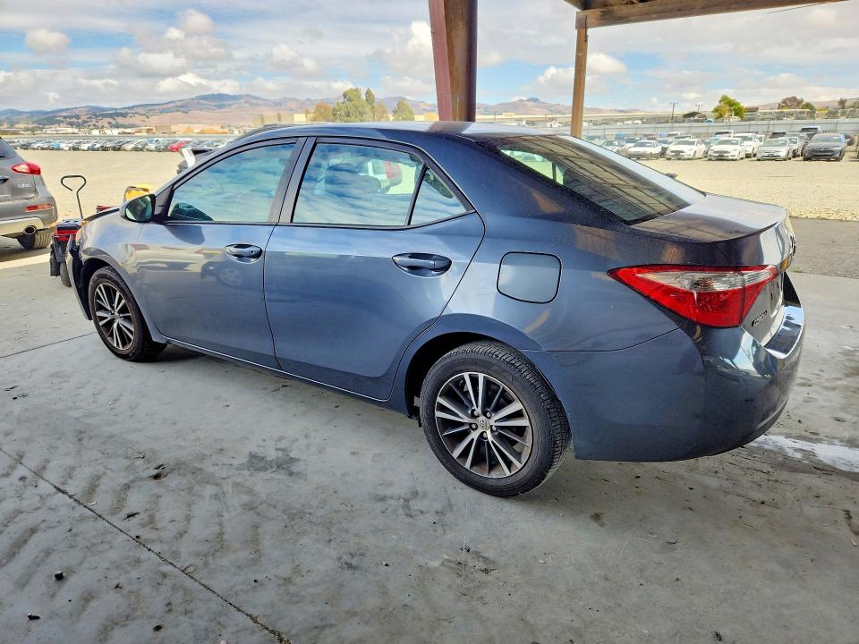 Снимка 2 от търг – 2016 TOYOTA COROLLA с VIN 5YFBURHE8GP500800