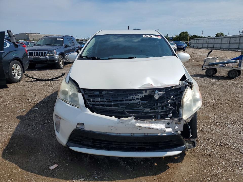 Photo 5 from auction – 2013 TOYOTA PRIUS with VIN JTDKN3DU7D0341877