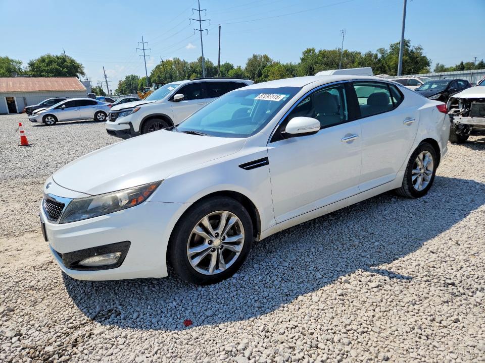 KIA OPTIMA 2012 مع رقم تعريف المركبة 5XXGM4A71CG068915 - صورة من المزاد