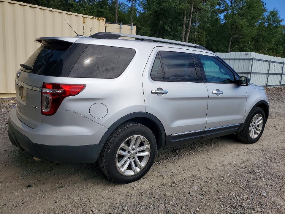 Снимка 3 от търг – 2011 FORD EXPLORER с VIN 1FMHK8D8XBGA66525