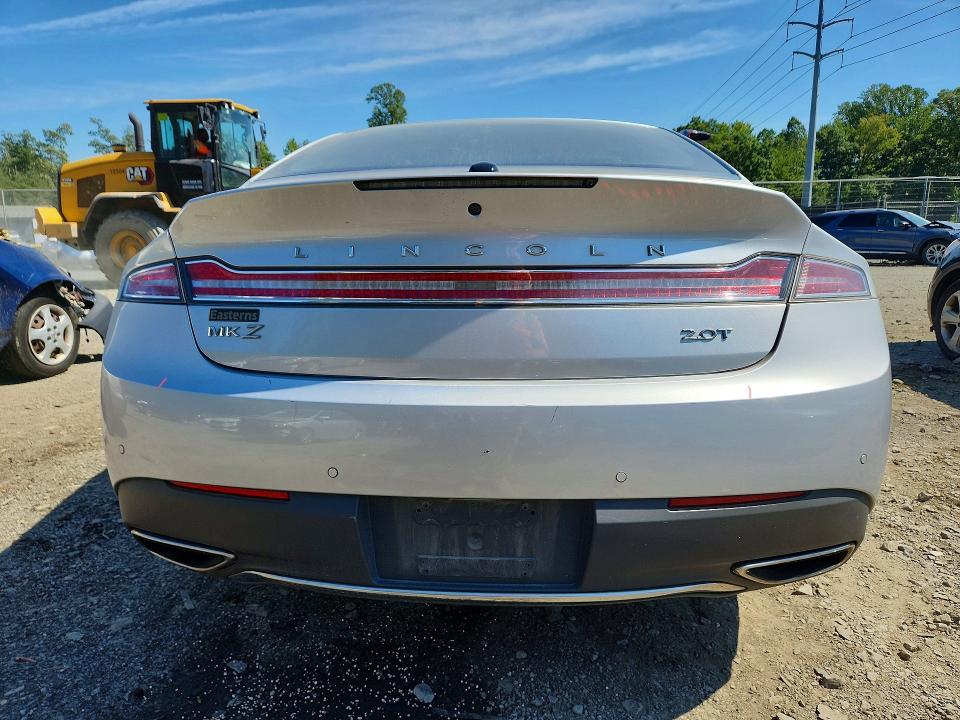 Photo 6 from auction – 2017 LINCOLN MKZ with VIN 3LN6L5C92HR657639