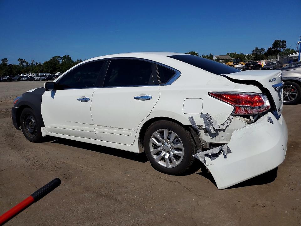 Photo 2 from auction – 2015 NISSAN ALTIMA with VIN 1N4AL3AP8FN388427