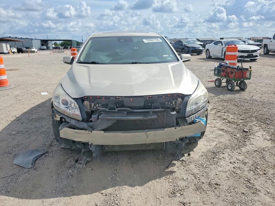 Снимка 5 от търг – 2016 CHEVROLET MALIBU LIMITED с VIN 1G11E5SA4GF147916