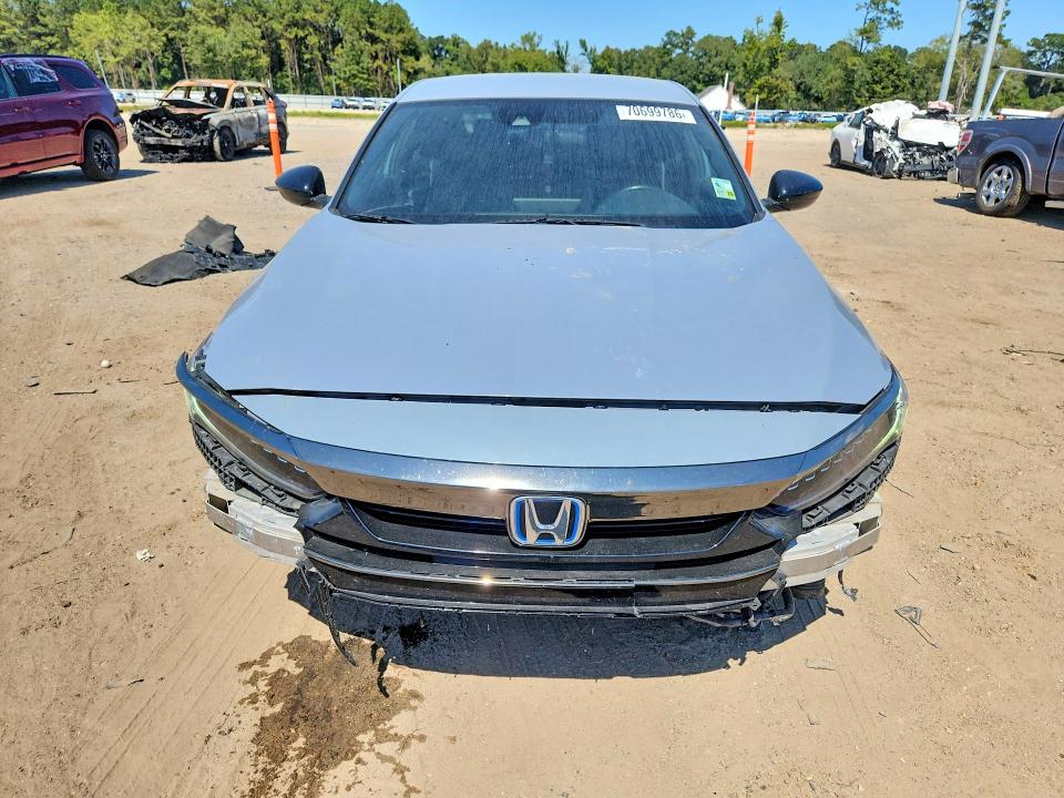 Снимка 5 от търг – 2022 HONDA ACCORD с VIN 1HGCV3F23NA014941