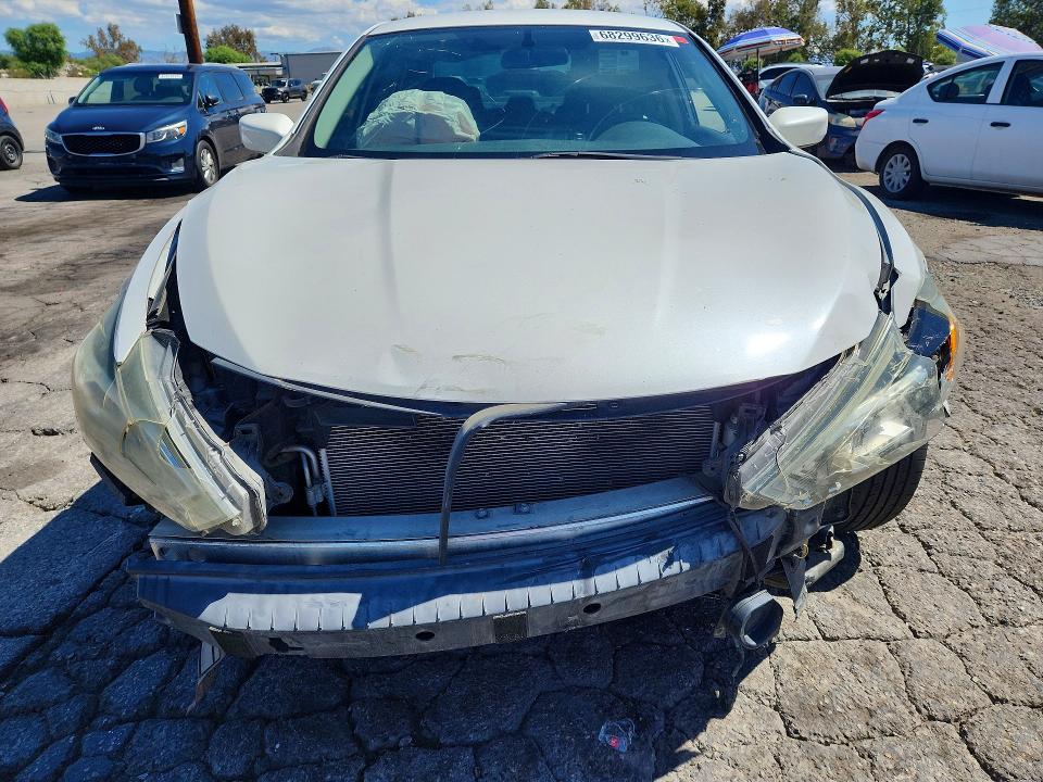 Photo 5 from auction – 2016 NISSAN ALTIMA with VIN 1N4AL3AP8GN316533