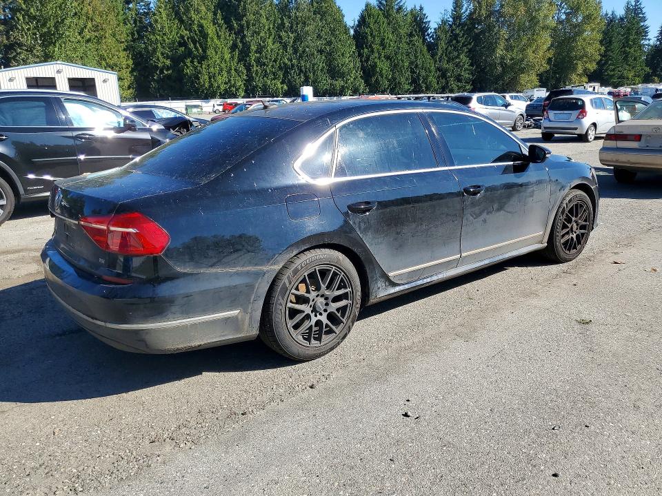Photo 3 from auction – 2016 VOLKSWAGEN PASSAT with VIN 1VWBT7A31GC032138