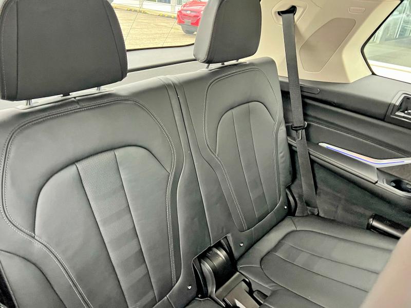 Photo 11 from auction – 2020 BMW X7 with VIN 5UXCW2C04L9B20131