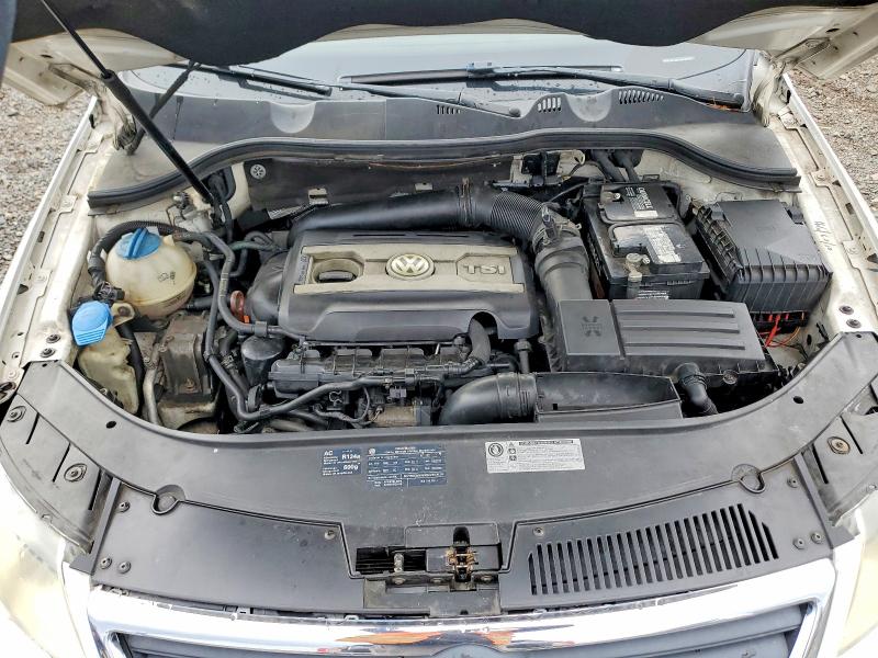 Photo 11 from auction – 2010 VOLKSWAGEN PASSAT with VIN WVWJM7AN7AE154530