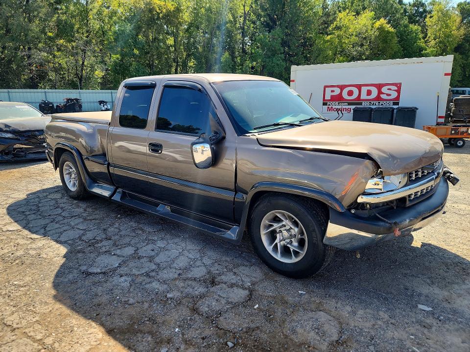 Foto 4 de la subasta – 2001 CHEVROLET SILVERADO con VIN 1GCEC19T41Z289980