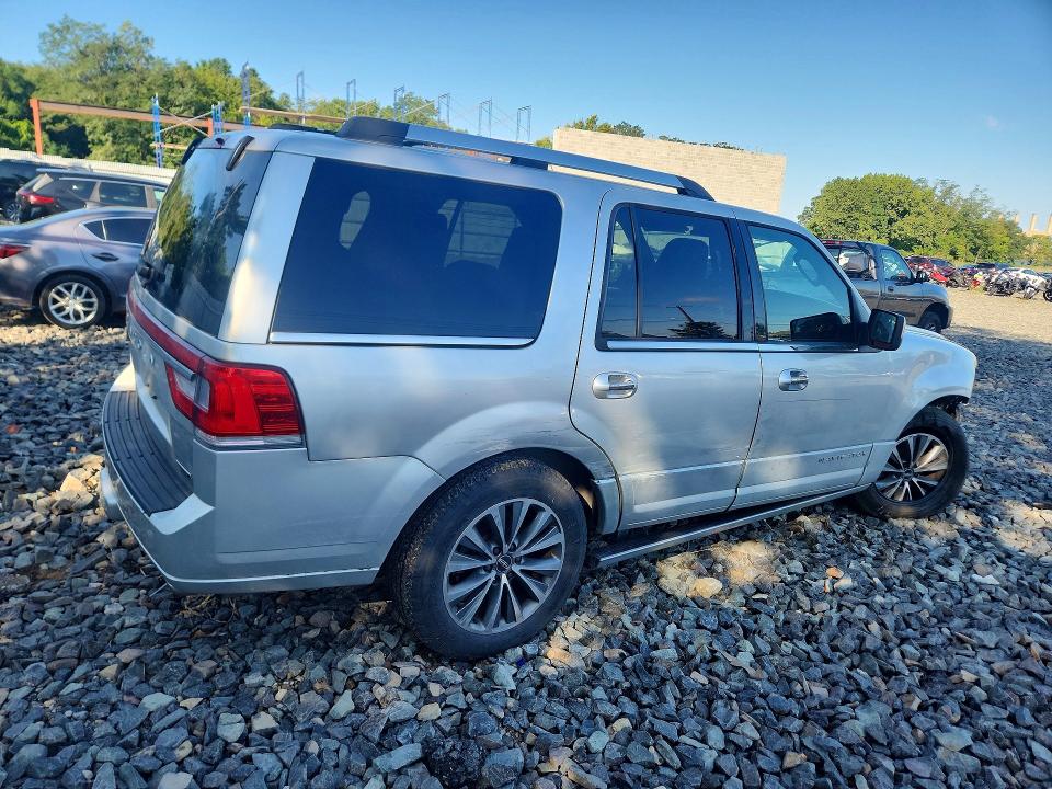 Photo 3 from auction – 2016 LINCOLN NAVIGATOR with VIN 5LMJJ2JT6GEL07491