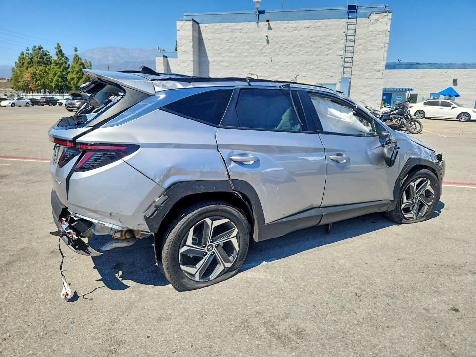 Zdjęcie 3 z aukcji – 2024 HYUNDAI TUCSON z VIN KM8JCCD10RU226735