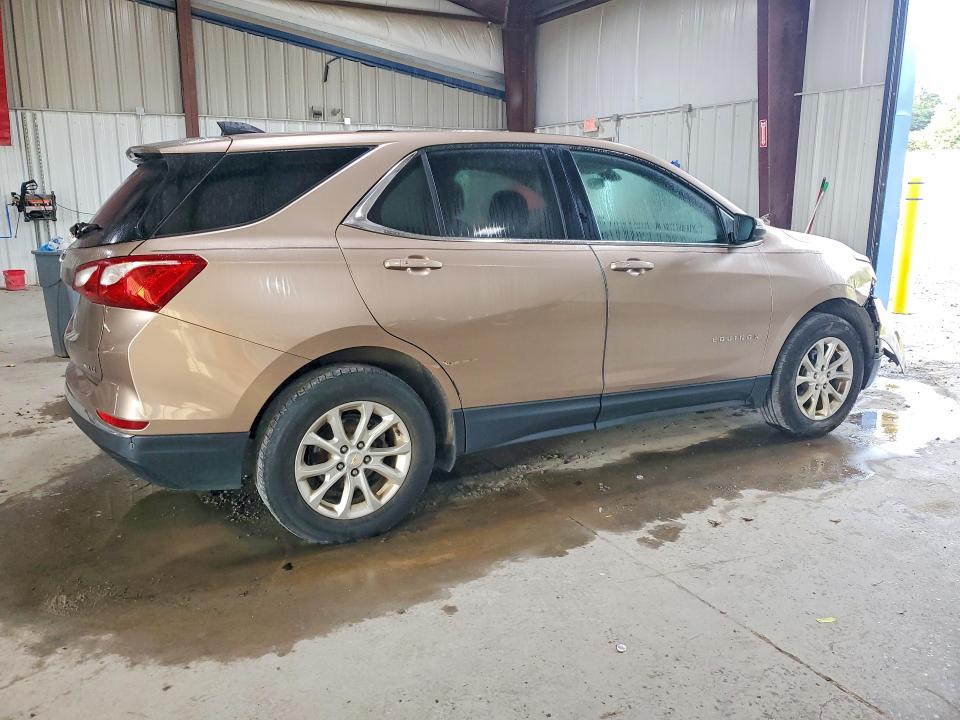 Photo 3 from auction – 2018 CHEVROLET EQUINOX with VIN 2GNAXSEV1J6263775