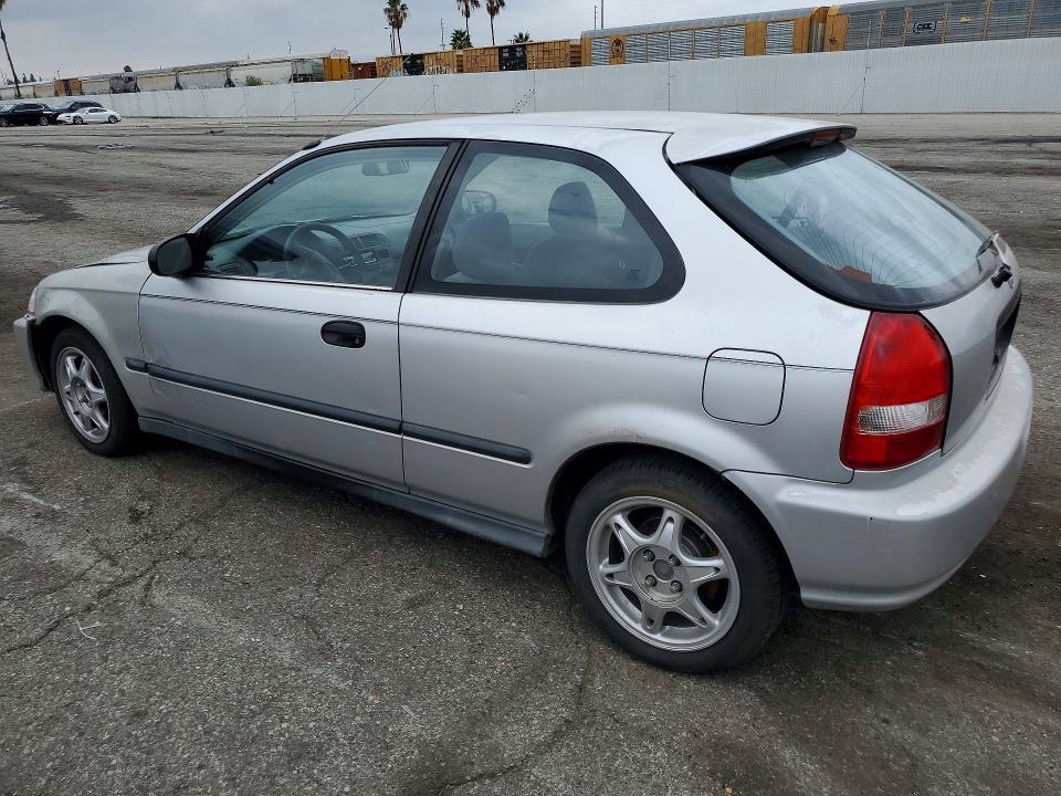 Photo 2 from auction – 1998 HONDA CIVIC with VIN 2HGEJ6440WH110832