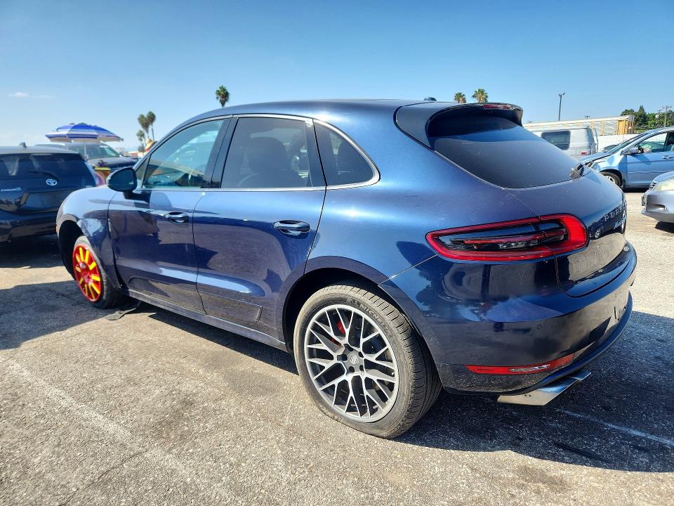 Photo 2 from auction – 2015 PORSCHE MACAN with VIN WP1AF2A51FLB92415