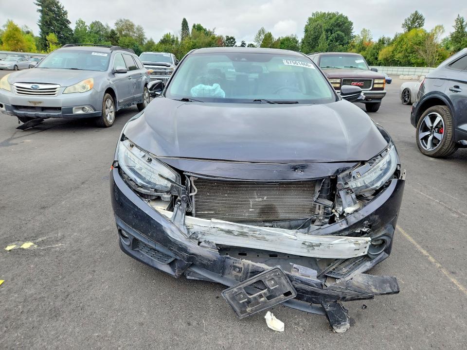 Photo 5 from auction – 2017 HONDA CIVIC with VIN 19XFC1F95HE026531