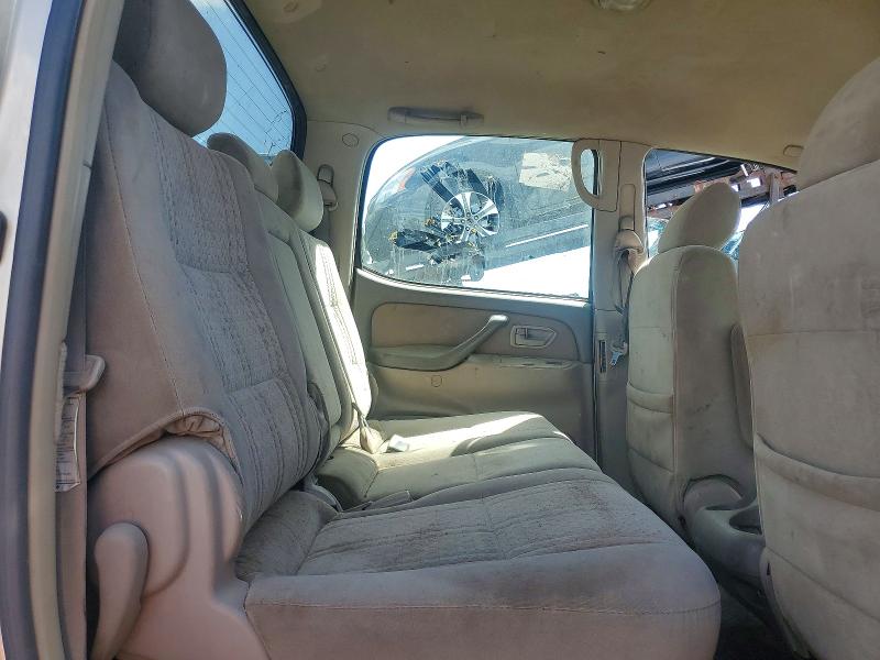 Снимка 10 от търг – 2006 TOYOTA TUNDRA с VIN 5TBET34126S541017