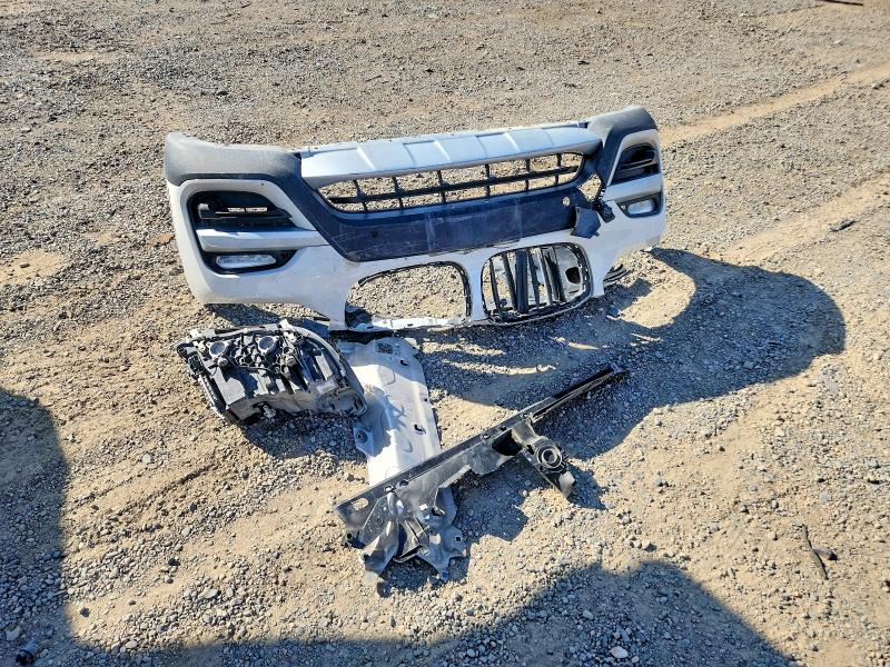 Photo 12 from auction – 2019 BMW X3 with VIN 5UXTR9C54KLE15839
