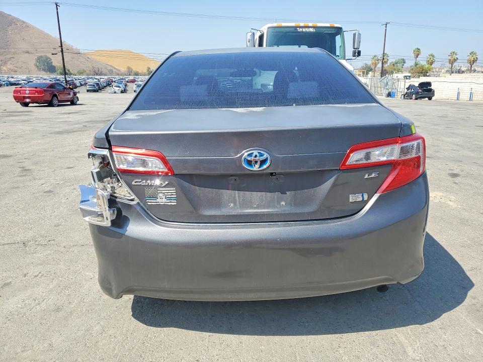 Снимка 6 от търг – 2012 TOYOTA CAMRY HYBRID с VIN 4T1BD1FK9CU018775