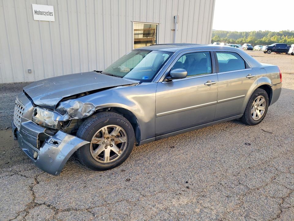 CHRYSLER 300 2007 with VIN 2C3LA43R27H860374 - Photo from auction
