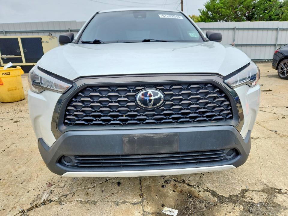 Photo 5 from auction – 2022 TOYOTA COROLLA CROSS with VIN 7MUAAAAG7NV010795