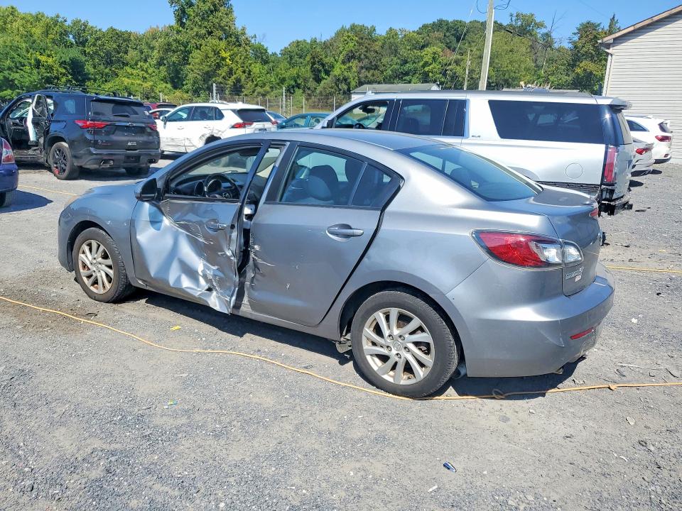 Снимка 2 от търг – 2012 MAZDA 3 с VIN JM1BL1V8XC1596866