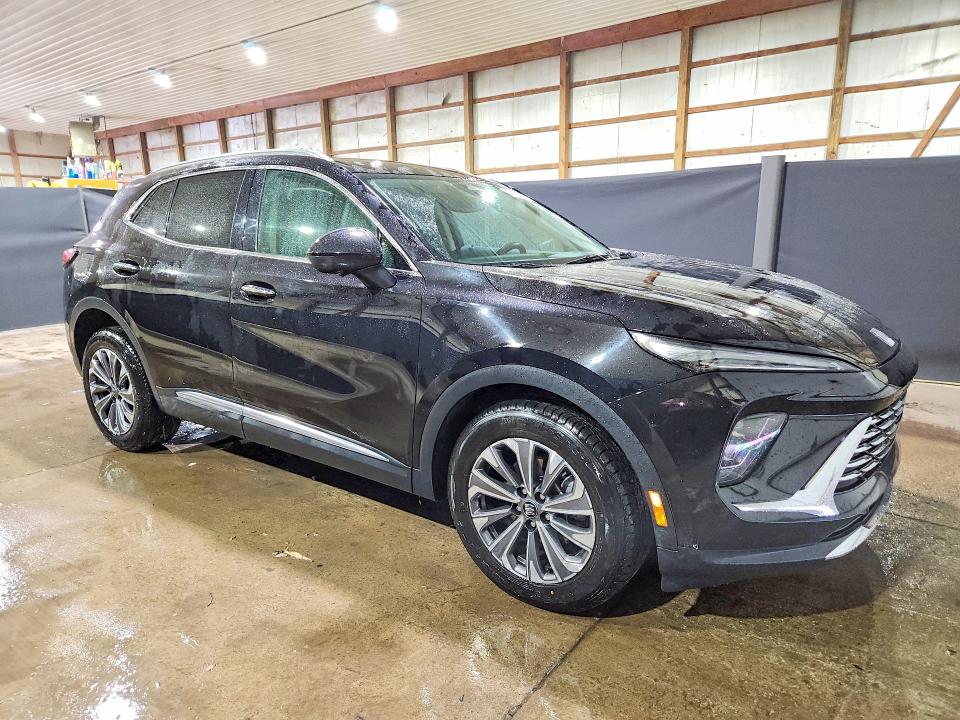Photo 4 from auction – 2024 BUICK ENVISION with VIN LRBFZME40RD068273