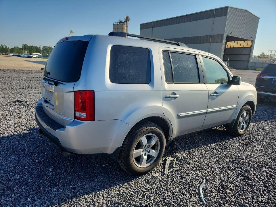 Photo 3 from auction – 2010 HONDA PILOT with VIN 5FNYF4H6XAB036217