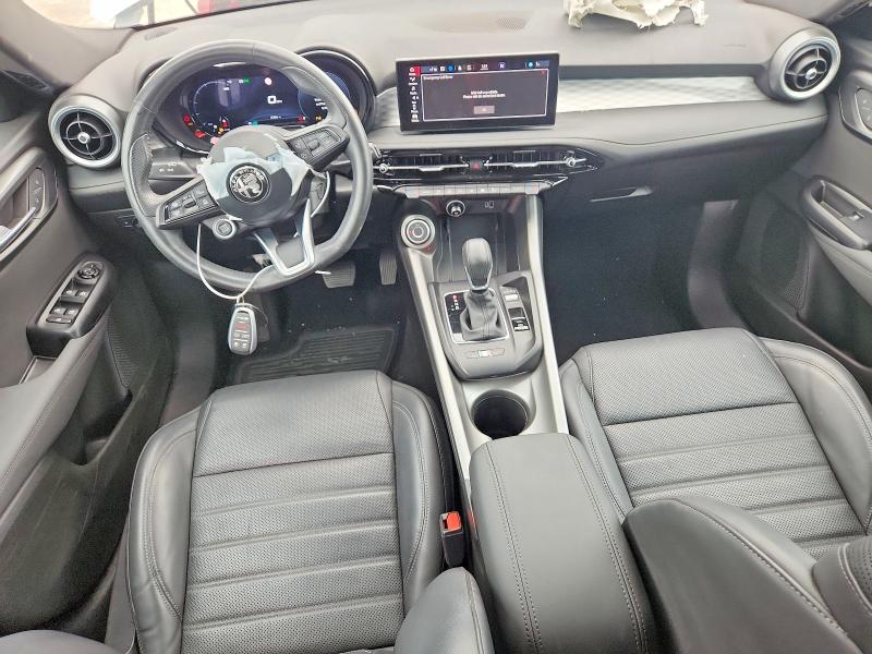 Снимка 8 от търг – 2024 ALFA ROMEO TONALE с VIN ZASPATCWXR3035707