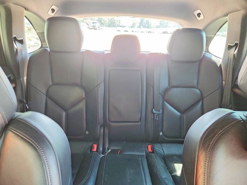 Photo 10 from auction – 2014 PORSCHE CAYENNE with VIN WP1AB2A29ELA58638