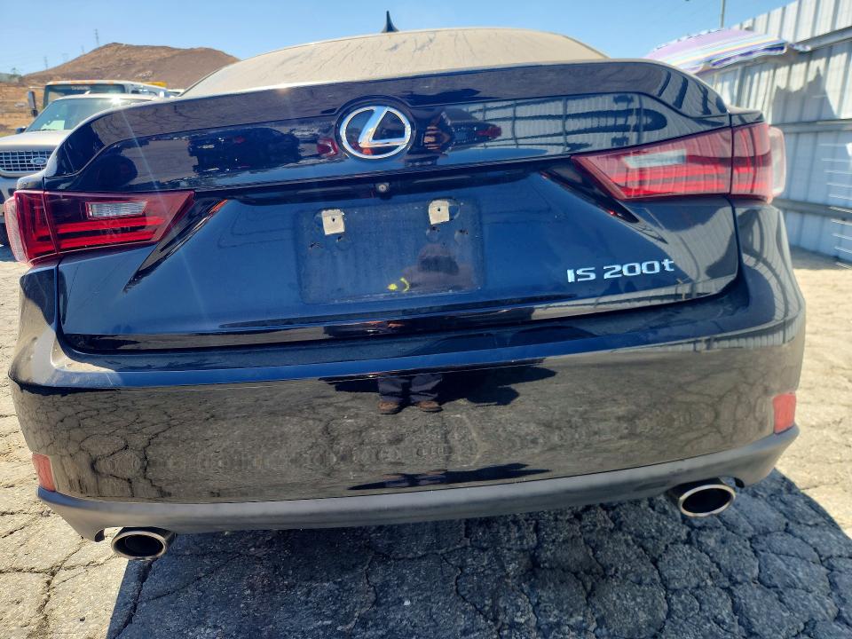 Photo 6 from auction – 2016 LEXUS IS with VIN JTHBA1D24G5001686